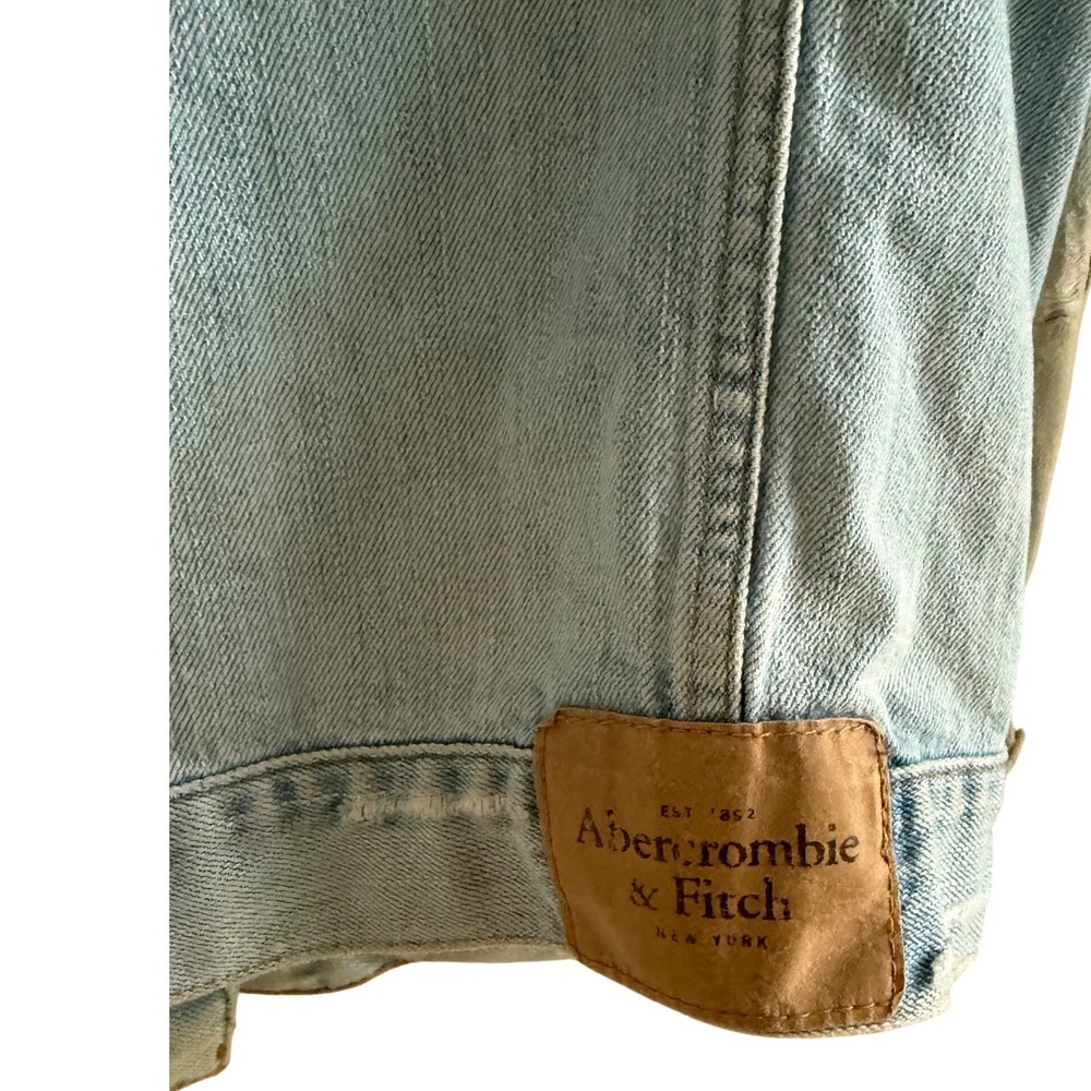 Abercrombie‎ Denim Jacket Light Wash 90s Vintage Revival Relaxed Trucker XS/S - Picture 5 of 7